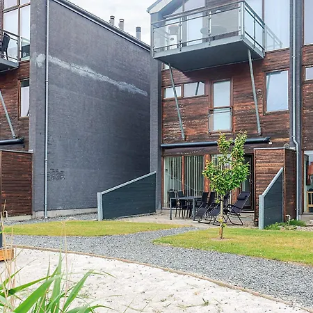 4 Person In Bogense-by Traum * Bogense